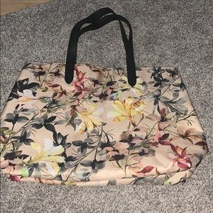 Flower tote bag